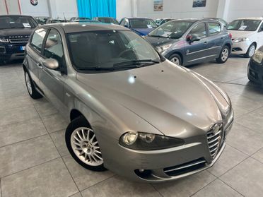 Alfa Romeo 147 1.9 JTD 120 CV - Progression - 2007