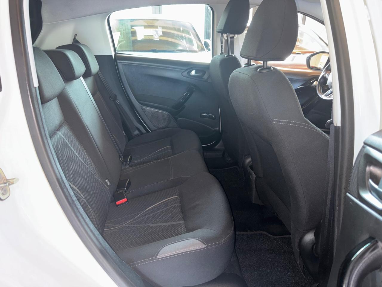 Peugeot 208 1.2 Benzina OK NEOPATENTATI