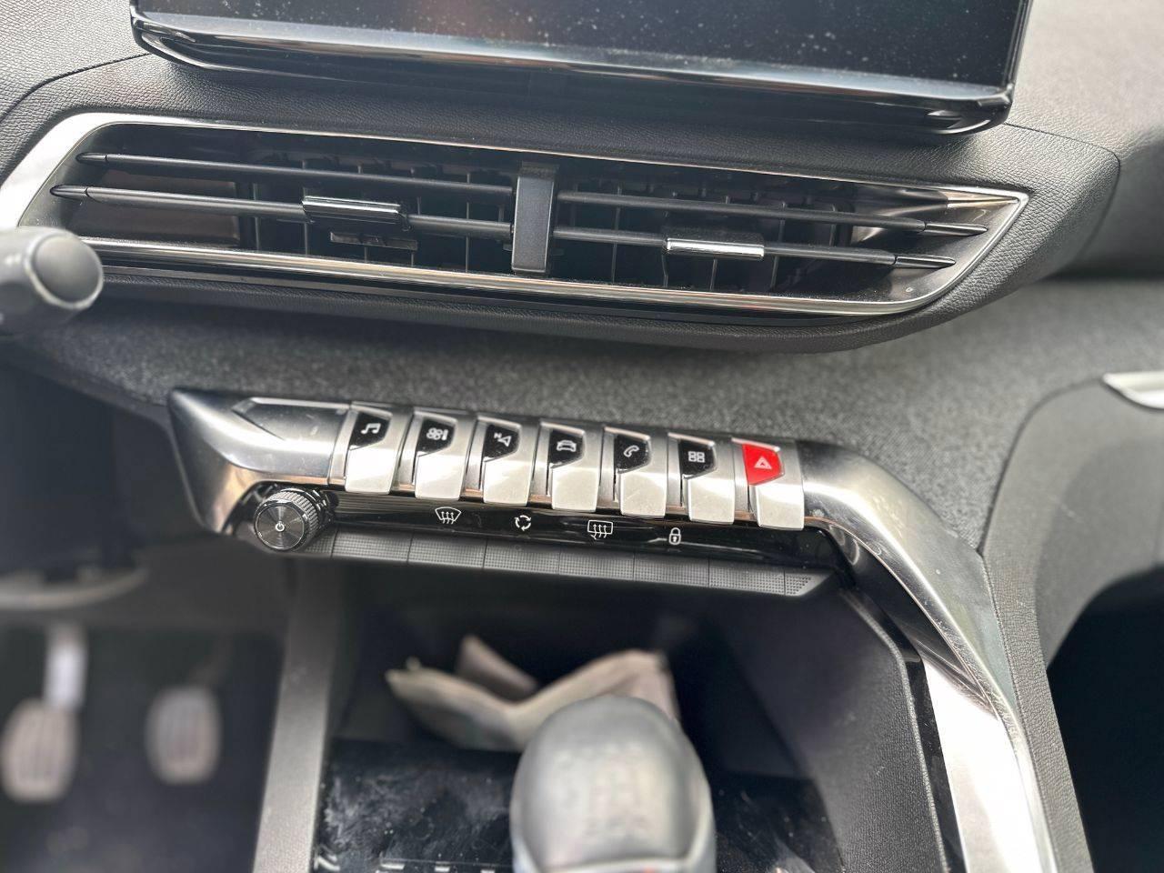 PEUGEOT 3008 II 2021 - 3008 1.2 puretech t Allure Pack s&s 130cv