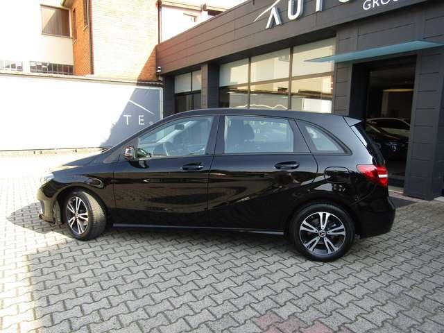 Mercedes-Benz B 180 d CAMBIO AUTO,FARI LED,NAVI,NEOPATENTATI