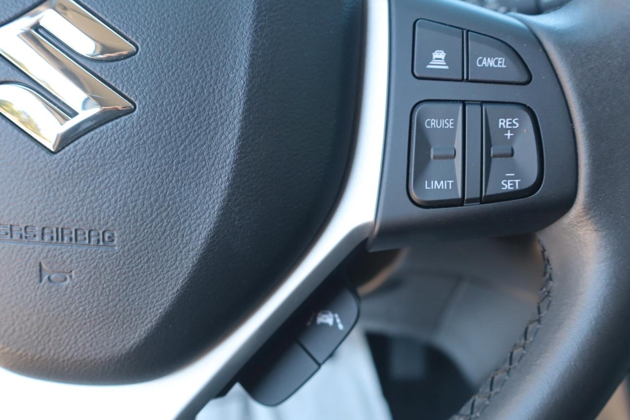 Suzuki S-Cross 1.4 Hybrid Top+