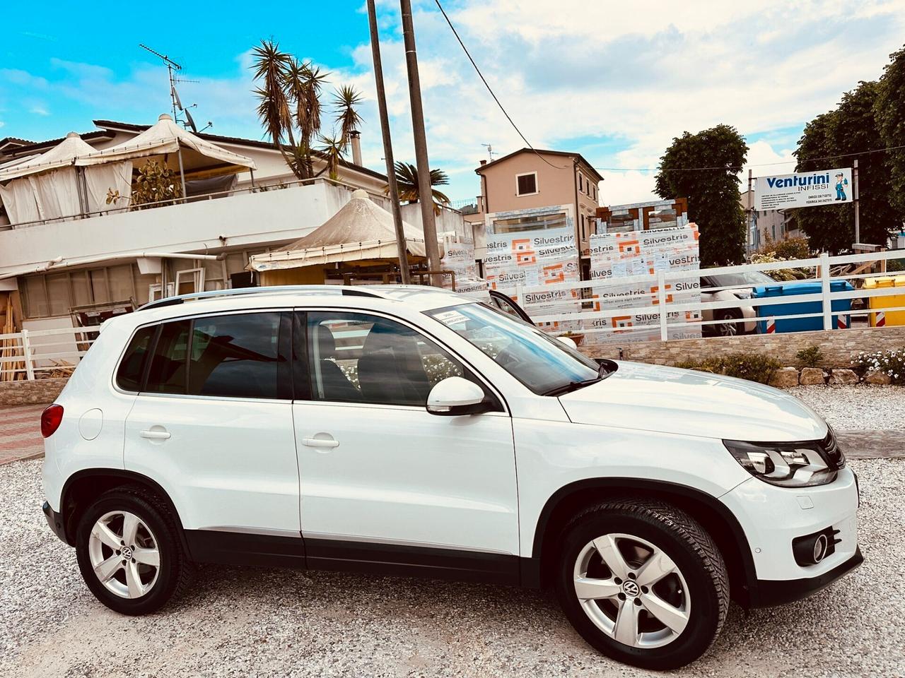 Volkswagen Tiguan 2.0 TDI 4X4 SCR DSG Business BlueMotion Technology