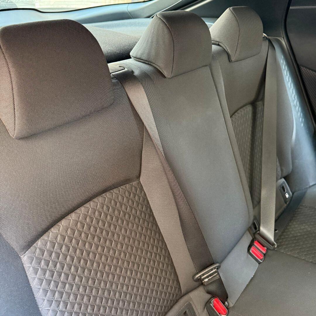 Toyota C-HR 1.8 Hybrid E-CVT GR Sport