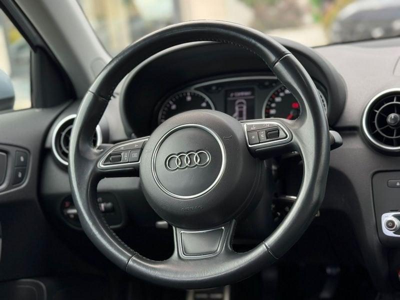 Audi A1 A1 1.4 TDI Admired S-LINE