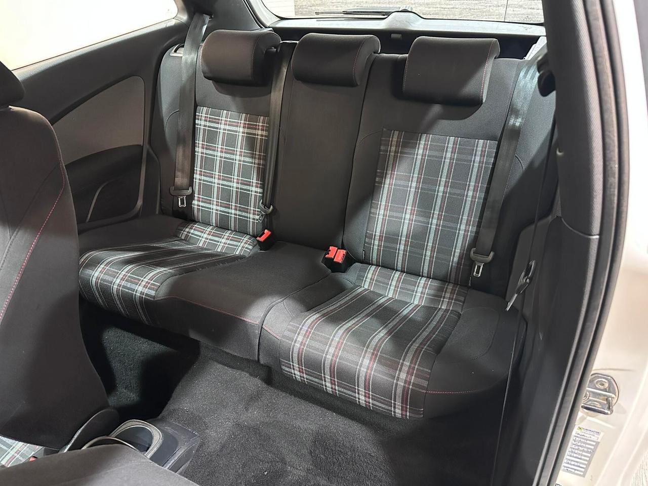 VOLKSWAGEN POLO GTI 1.4 TSI 180CV DSG 3P