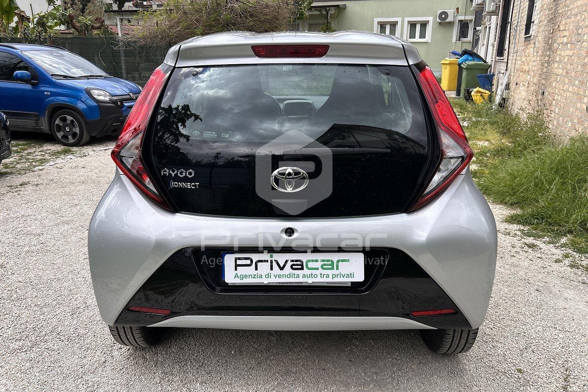 TOYOTA Aygo Connect 1.0 VVT-i 72 CV 5 porte x-fun