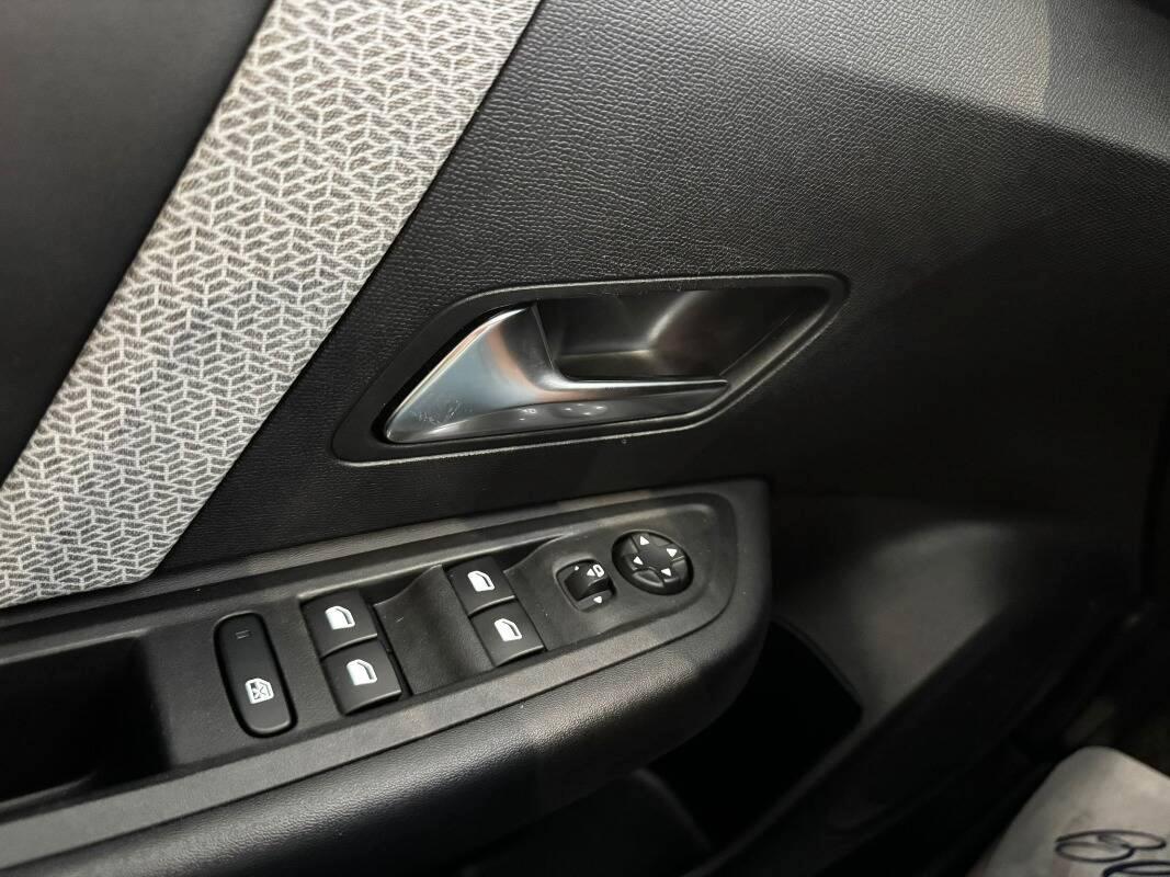 Citroen C4 1.5 bluehdi Shine s&s 130cv eat8