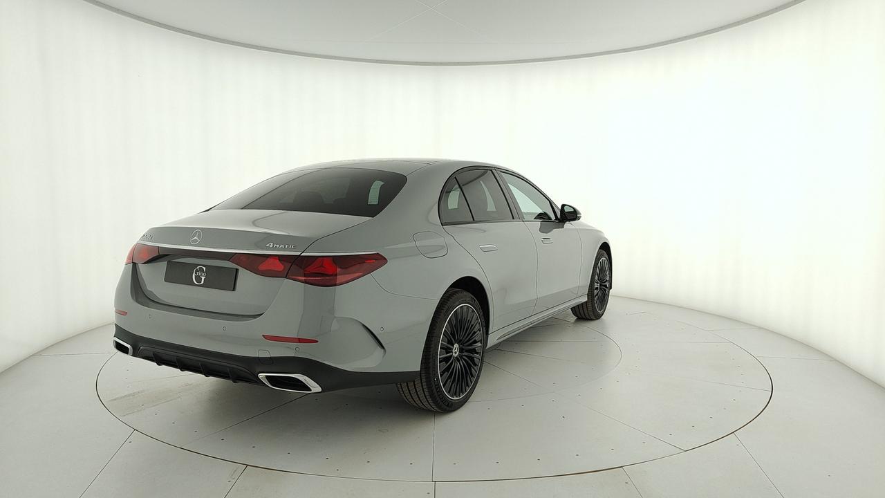 Mercedes-Benz E 220 d 4MATIC