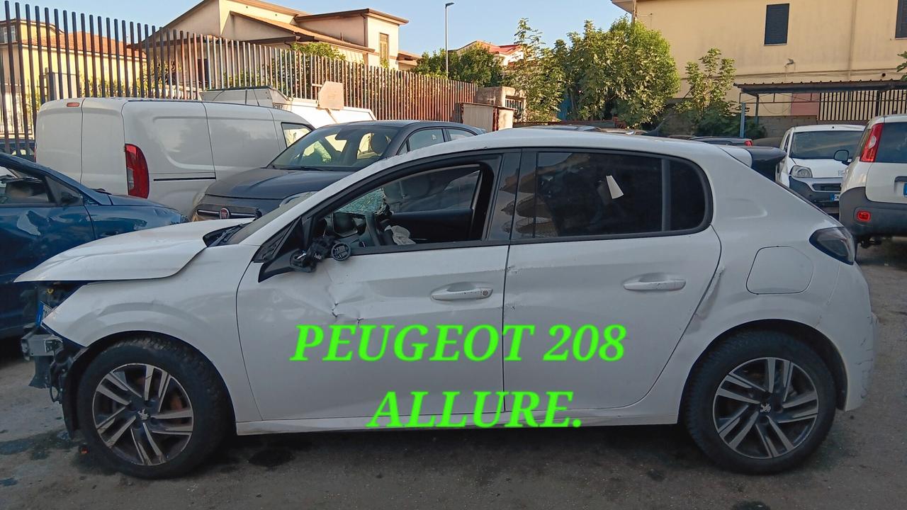 Peugeot 208 Allure incidentata sinistrata mondialcars 023