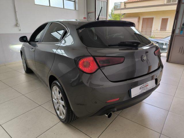 ALFA ROMEO Giulietta 1.6 JTDm-2 105 CV Distinctive