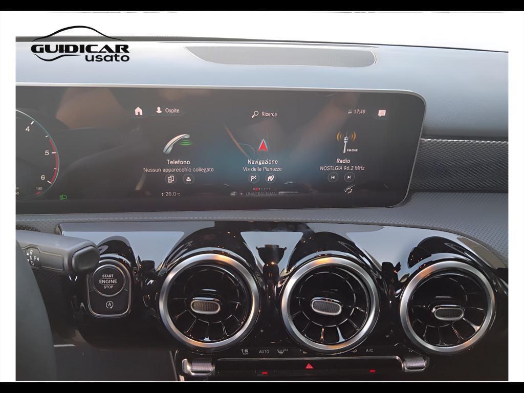 Mercedes-Benz Classe A - W177 2018 - A 180 d Sport auto