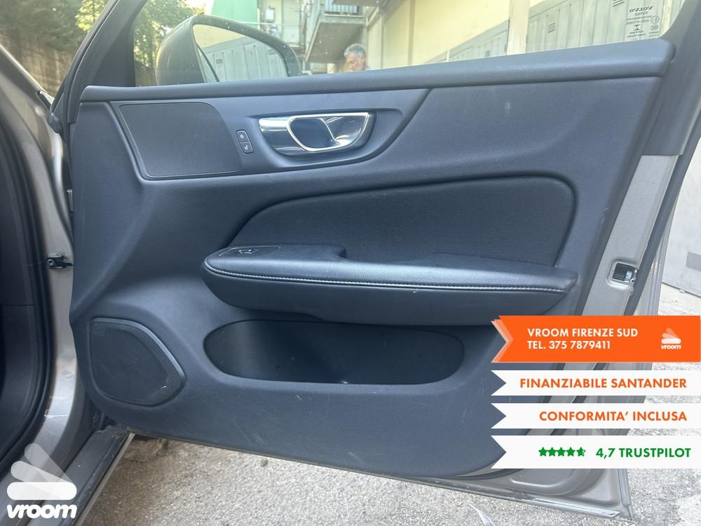 VOLVO V60 (2018-->) V60 D3 Geartronic Momentum ...