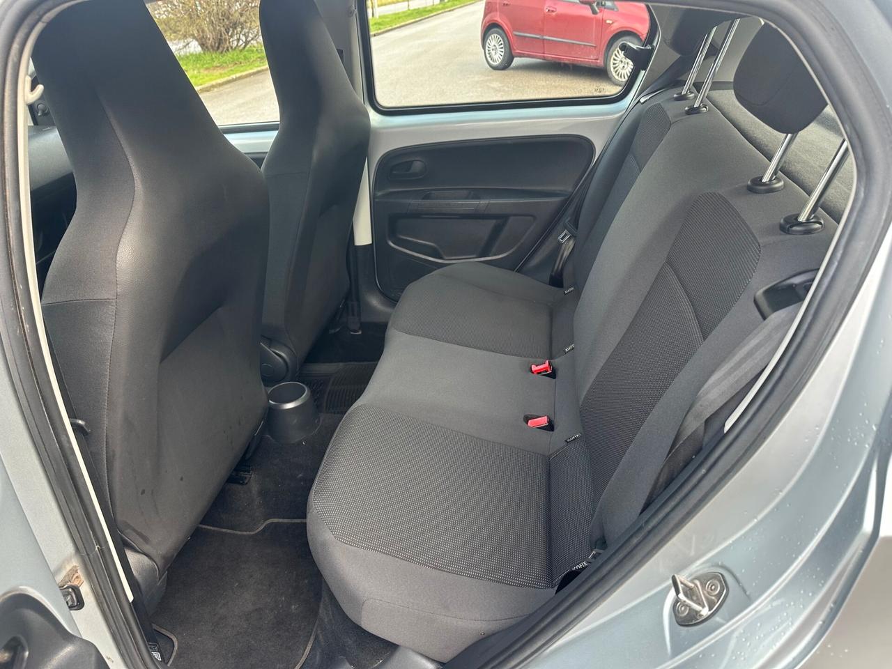 Volkswagen up! 1.0 75 CV 5p. high