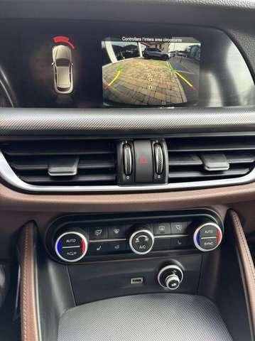 Alfa Romeo Stelvio 2.2 Turbodiesel 210 CV AT8 Q4 Executive