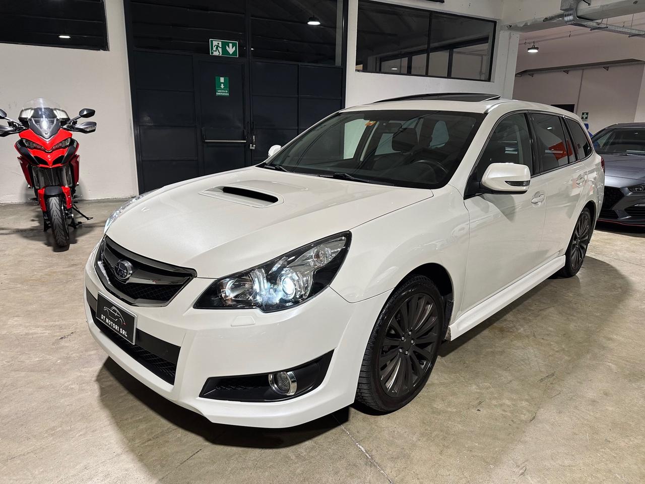 Subaru Legacy 2.0D-S 4WD Dynamic TETTO-RETROCAMERA