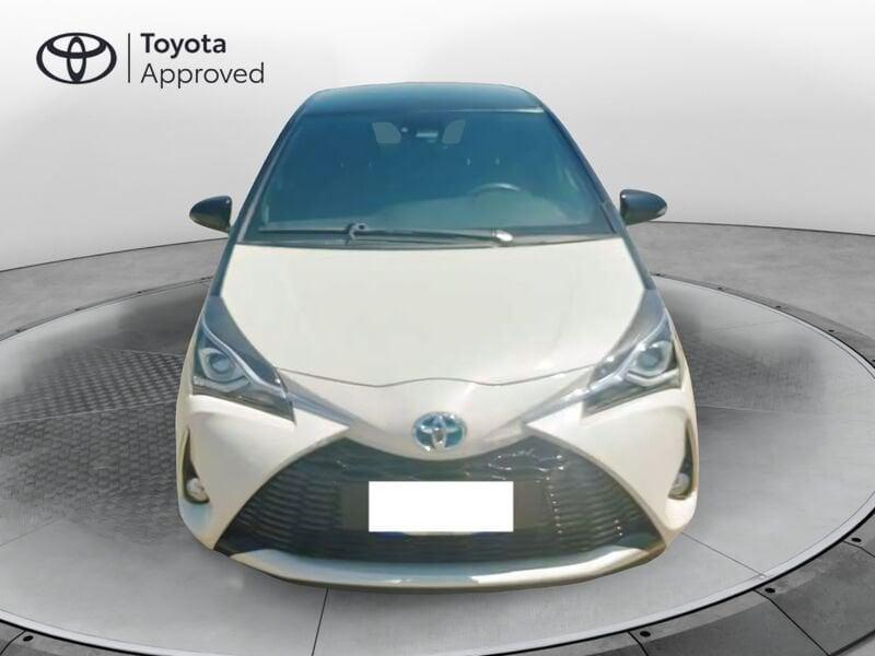 Toyota Yaris 1.5 hybrid Trend White Edition