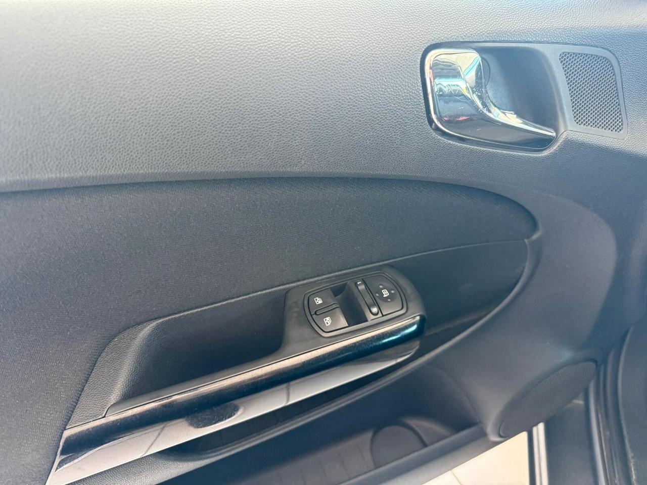 Opel Corsa 1.2 GPL X NEOPATENTATI 2013