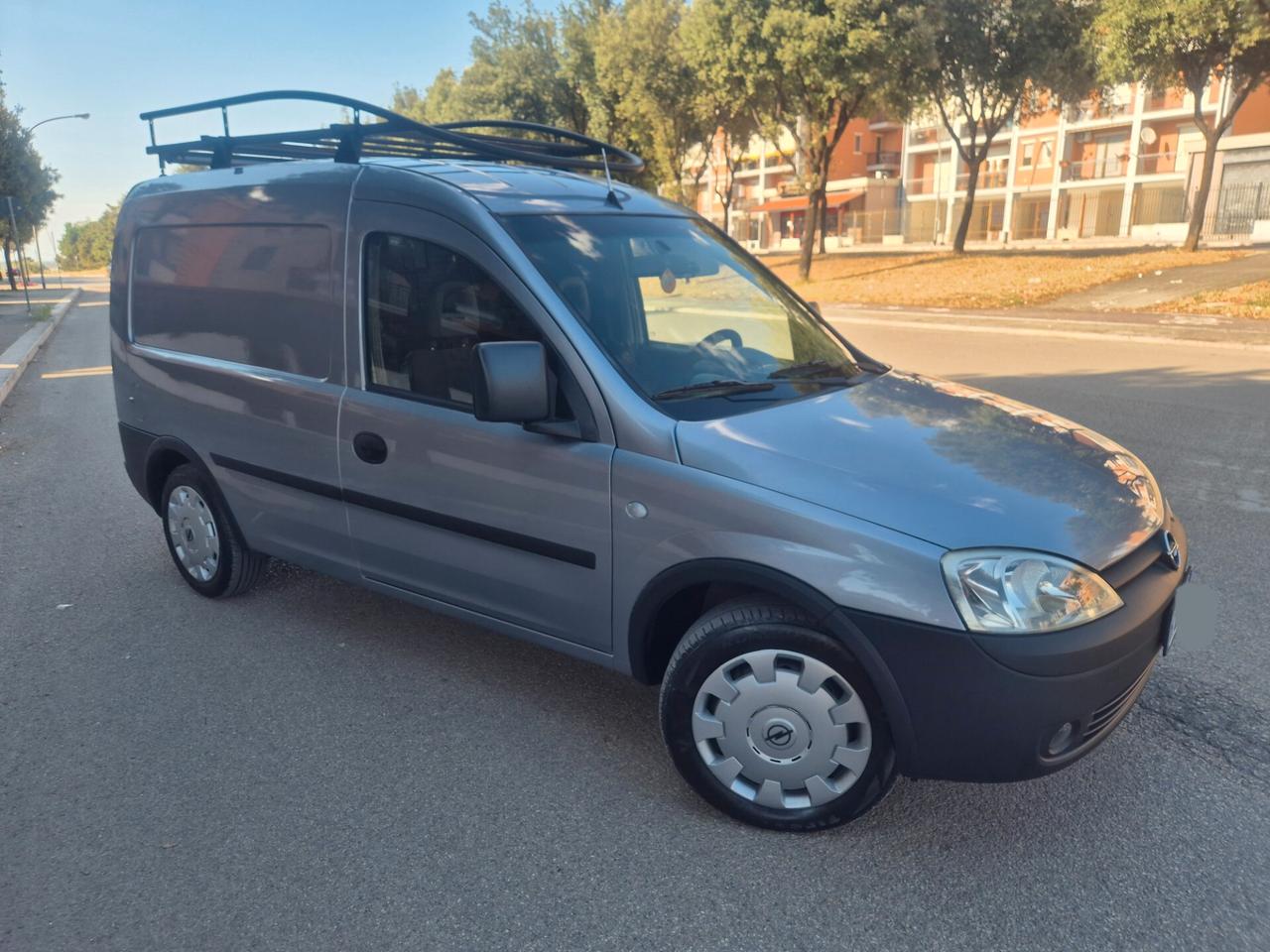 Opel Combo 1.6 94cv metano casa madre 2010
