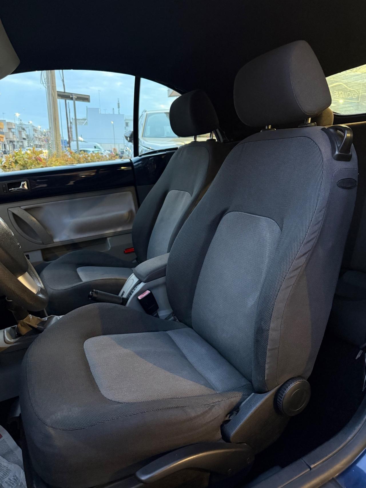 Volkswagen New Beetle 1.6 Cabrio 2005 GPL