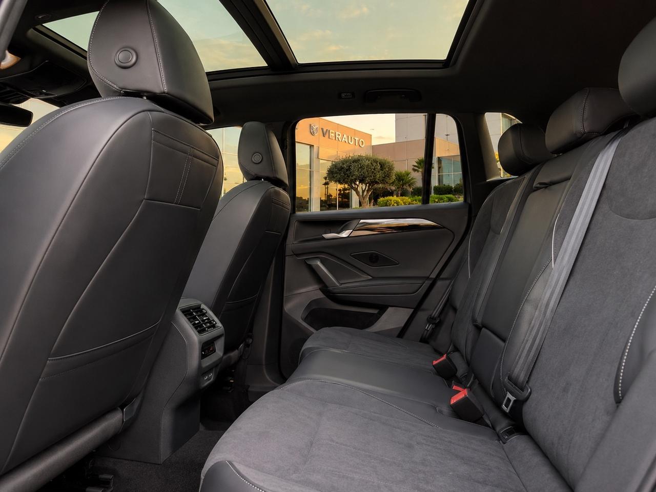 Volkswagen Tiguan 2.0 TDI 150 CV DSG Elegance - possibilità noleggio no scoring