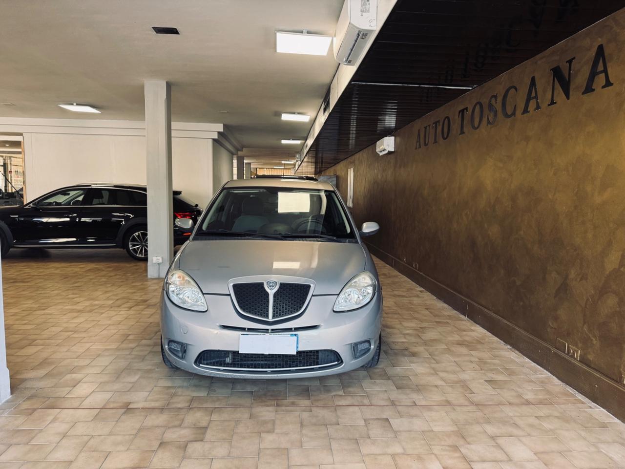Lancia Ypsilon 1.2 Argento