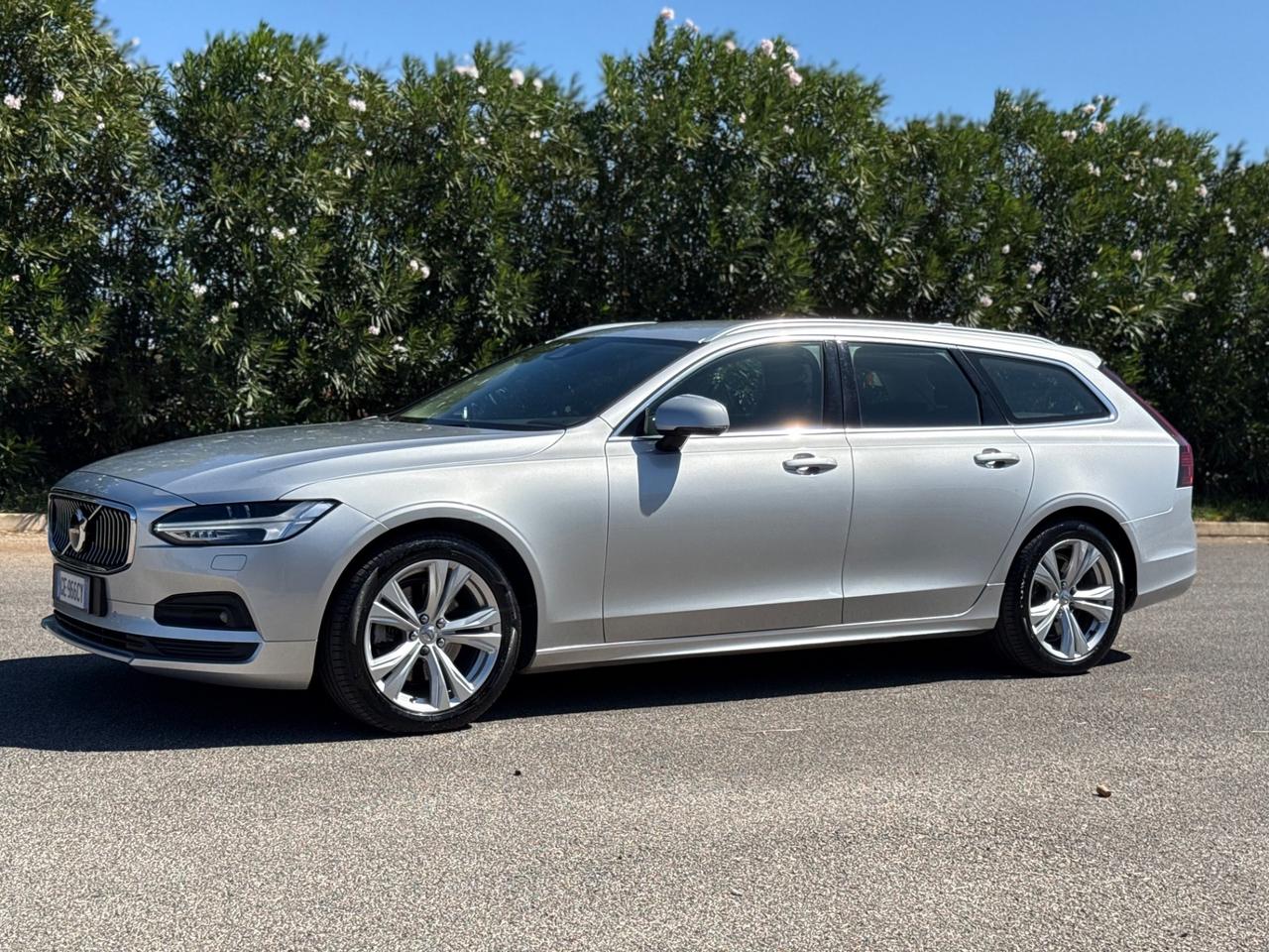 Volvo V90 B4 (d) Geartronic Momentum Business Pro