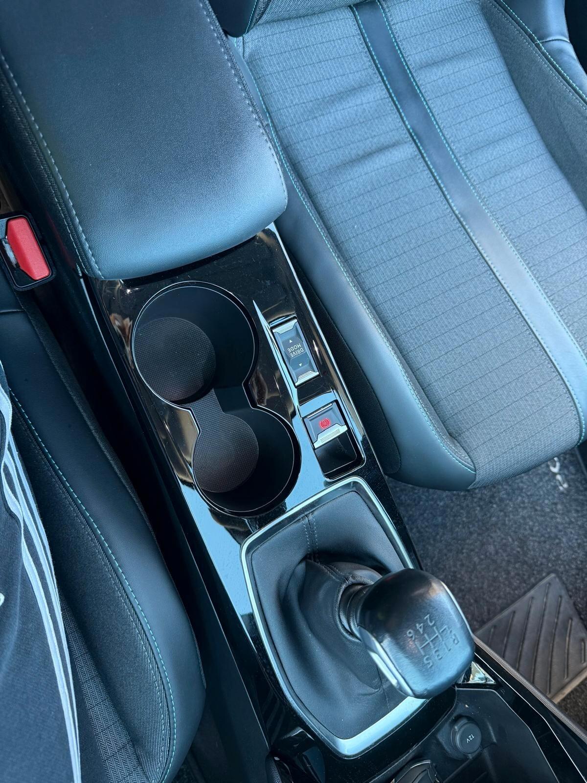 Peugeot 2008 1.5 HDi 110 2022 Allure Pack