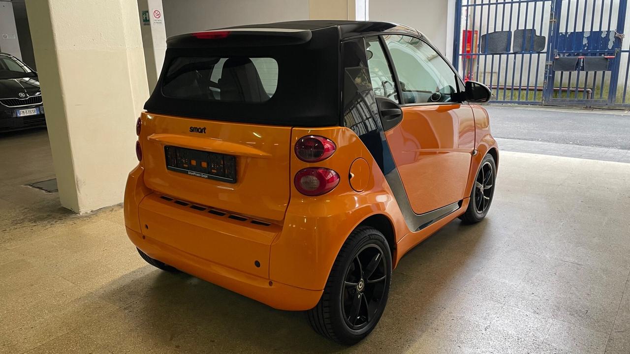 Smart ForTwo 1000 62 kW cabrio passion