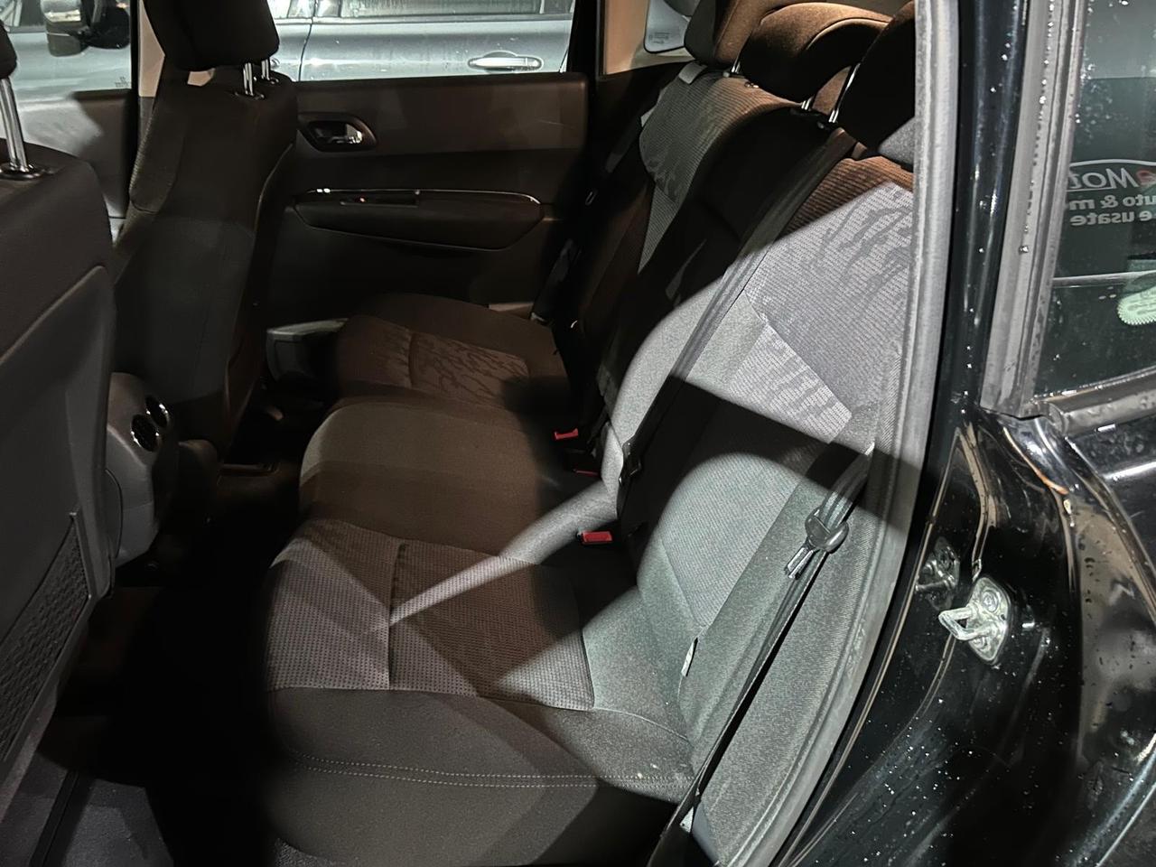 Peugeot 3008 1.6 HDi 110CV Premium