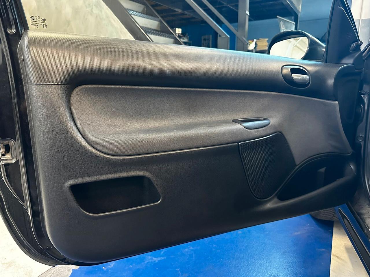 Peugeot 206 Plus 1.1 60CV 3p. X Line 2009