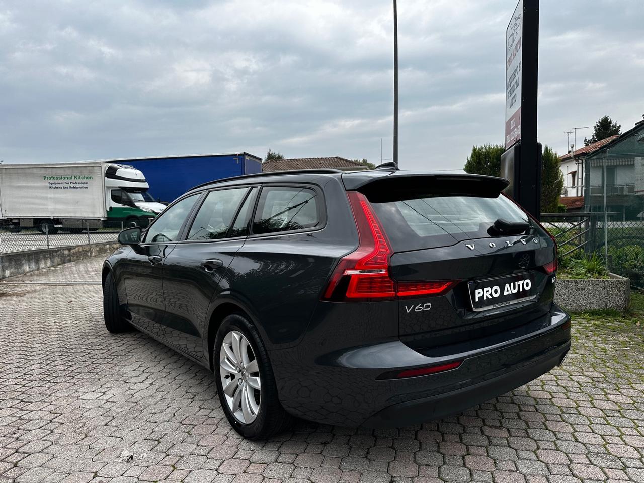 Volvo V60 D3 Geartronic R-design