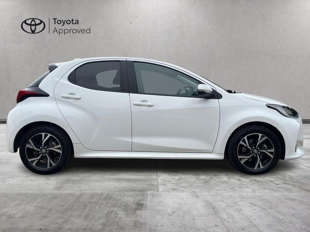 Toyota Yaris 1.5 hybrid Trend
