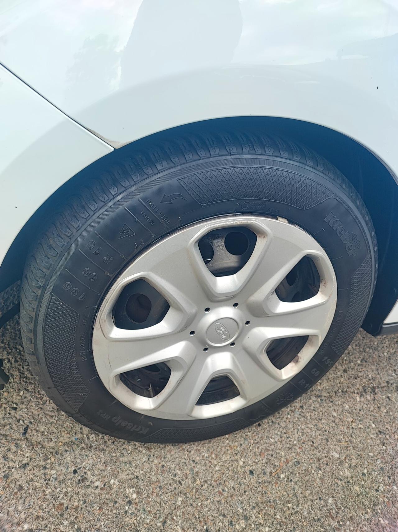 Ford Tourneo Connect 1.5 EcoBlue 100 CV Titanium