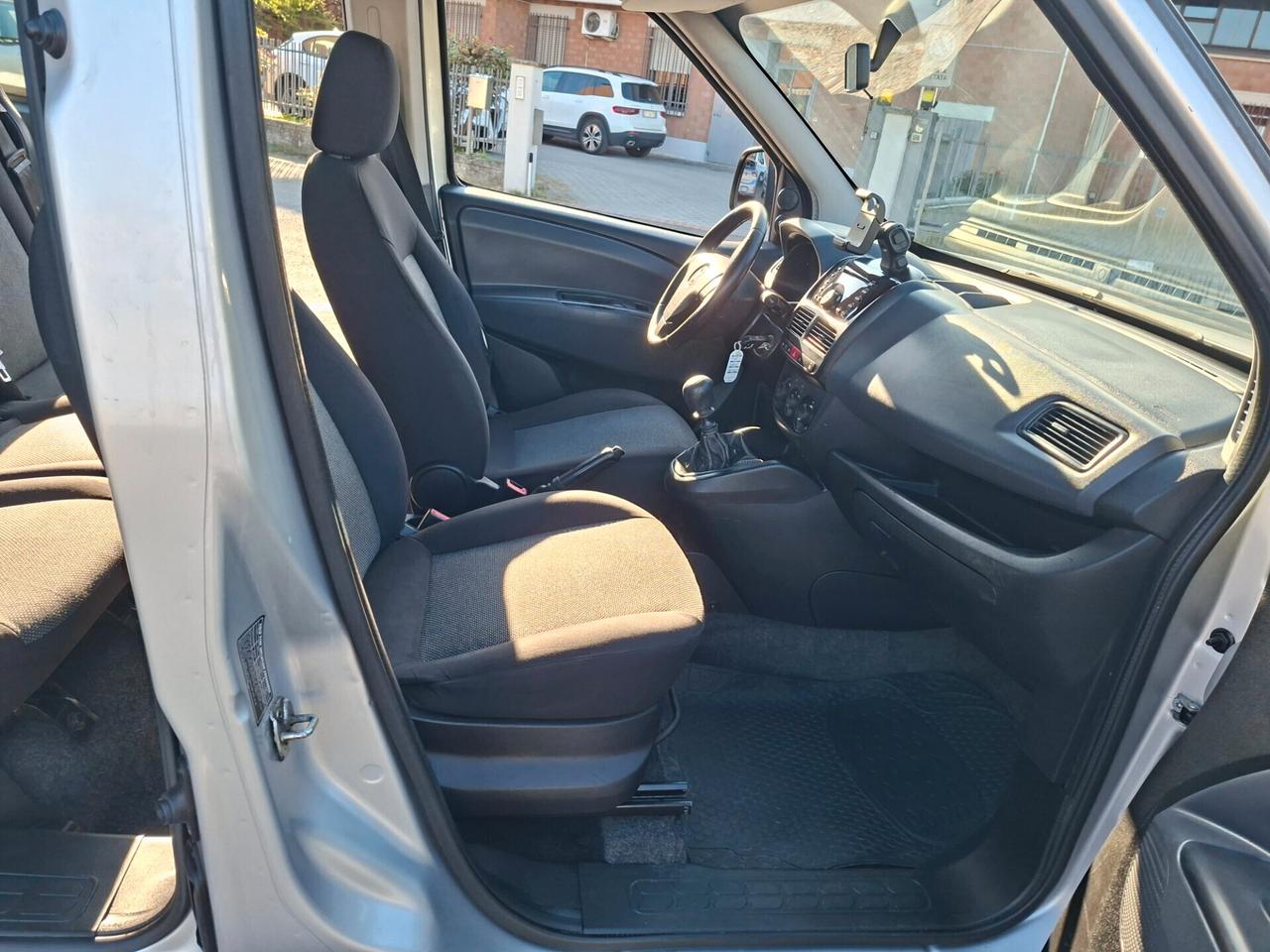 Fiat Doblò 1.4 T-Jet Natural Power - 2013