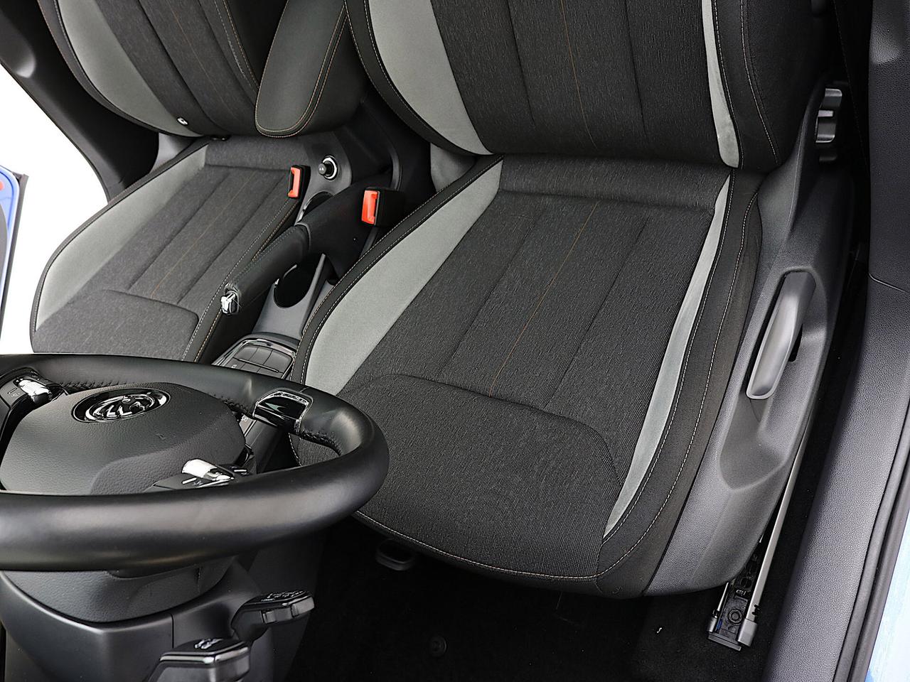 Skoda Kamiq 1.6 TDI Dark Shade TETTO PANORAMICO