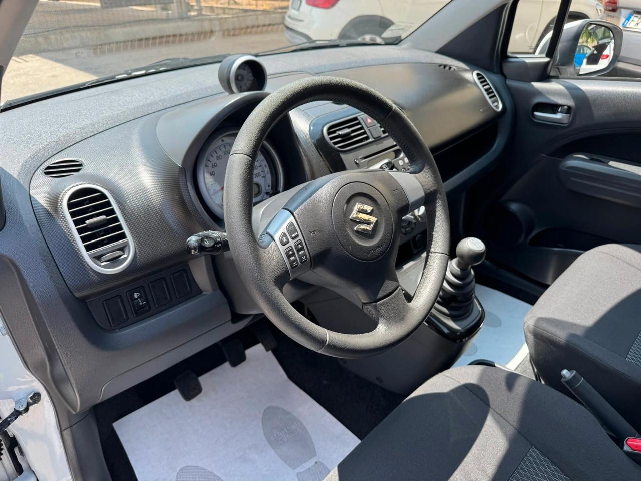 SUZUKI SPLASH 1000 68CV UNICO PROPRIETARIO PARI AL NUOVO