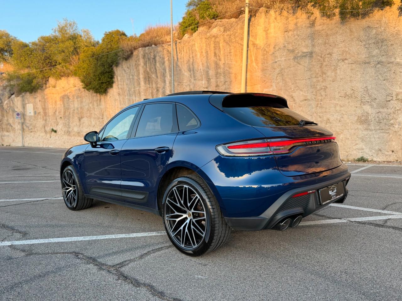 Porsche MACAN/2.0 265 CV/21"/TETTO/FARI PDLS