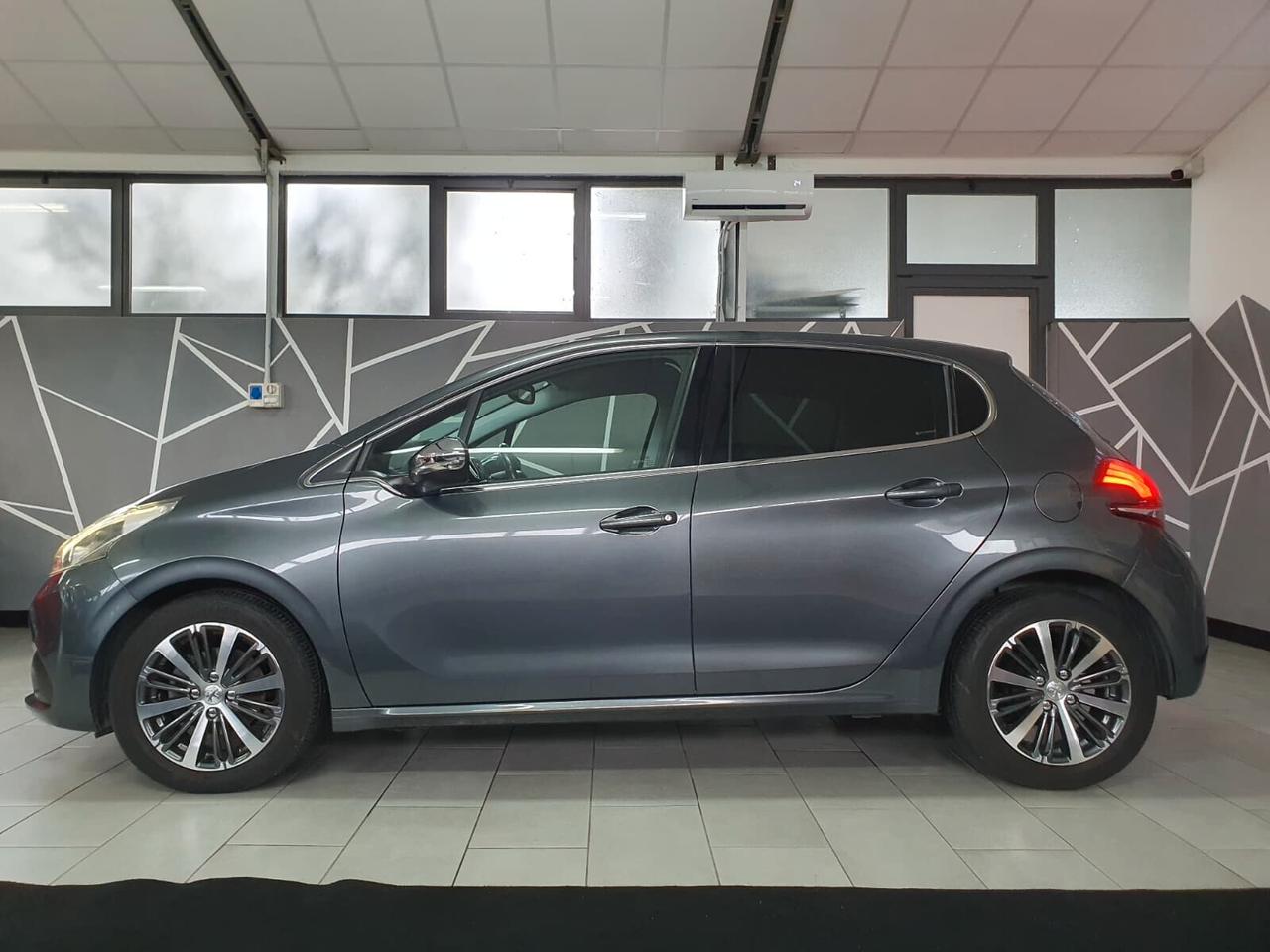 Peugeot 208 BlueHDi 75 5 porte Allure NEOPATENTATI