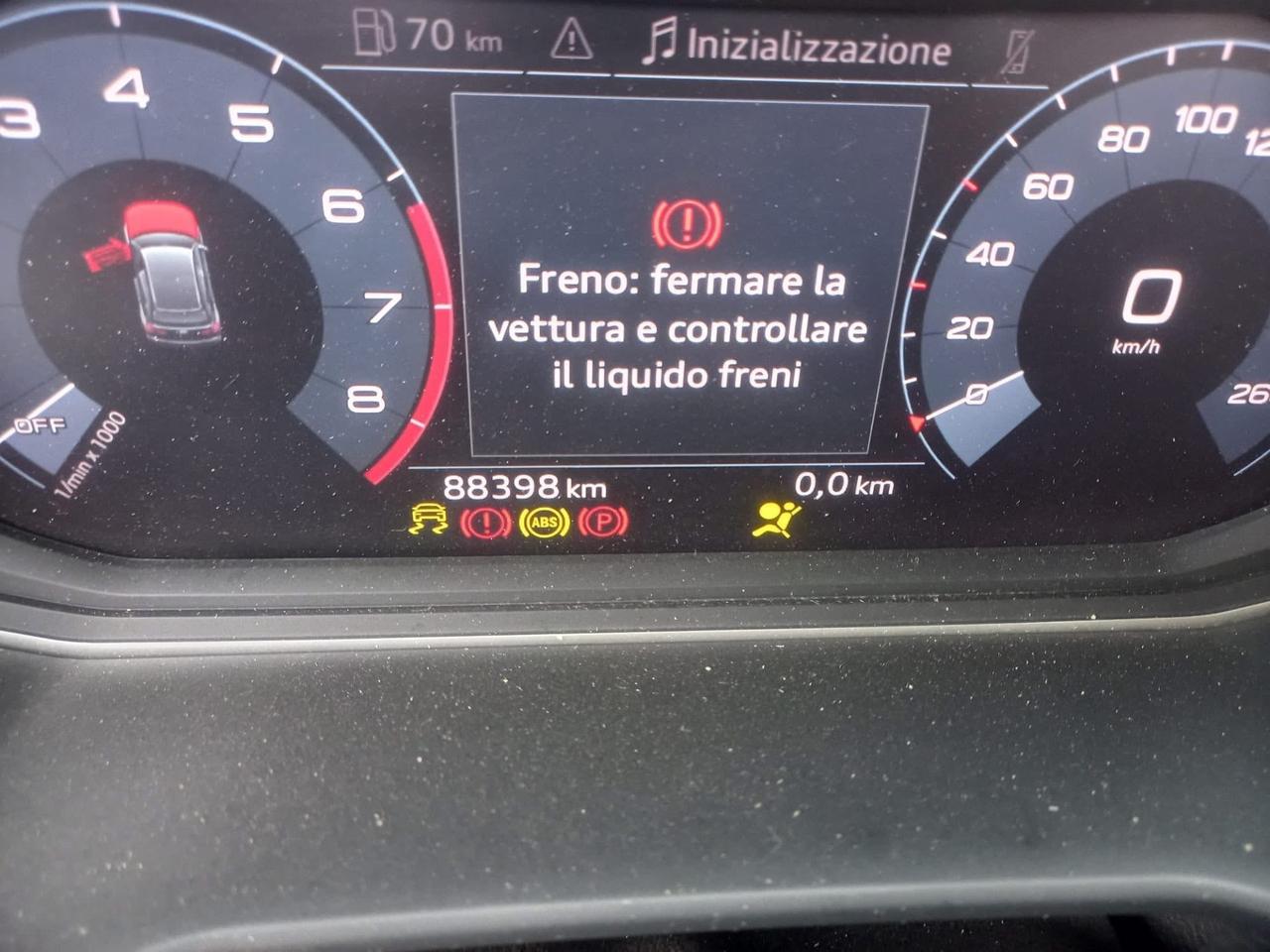 Audi A1 sinistrata incidentata