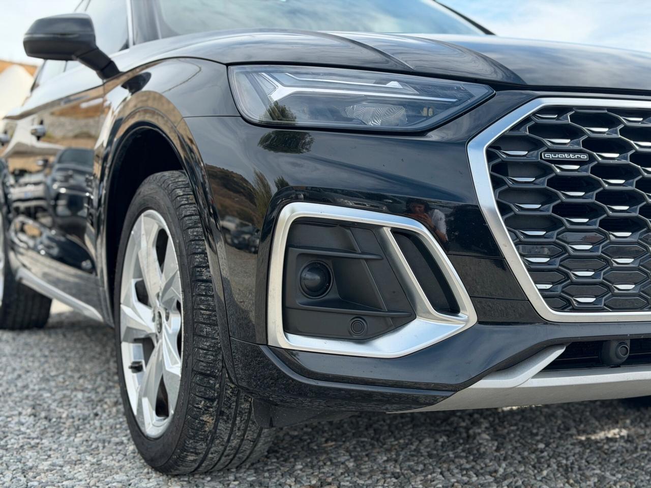 Audi Q5 40 TDI 204 CV quattro S tronic Identity Black