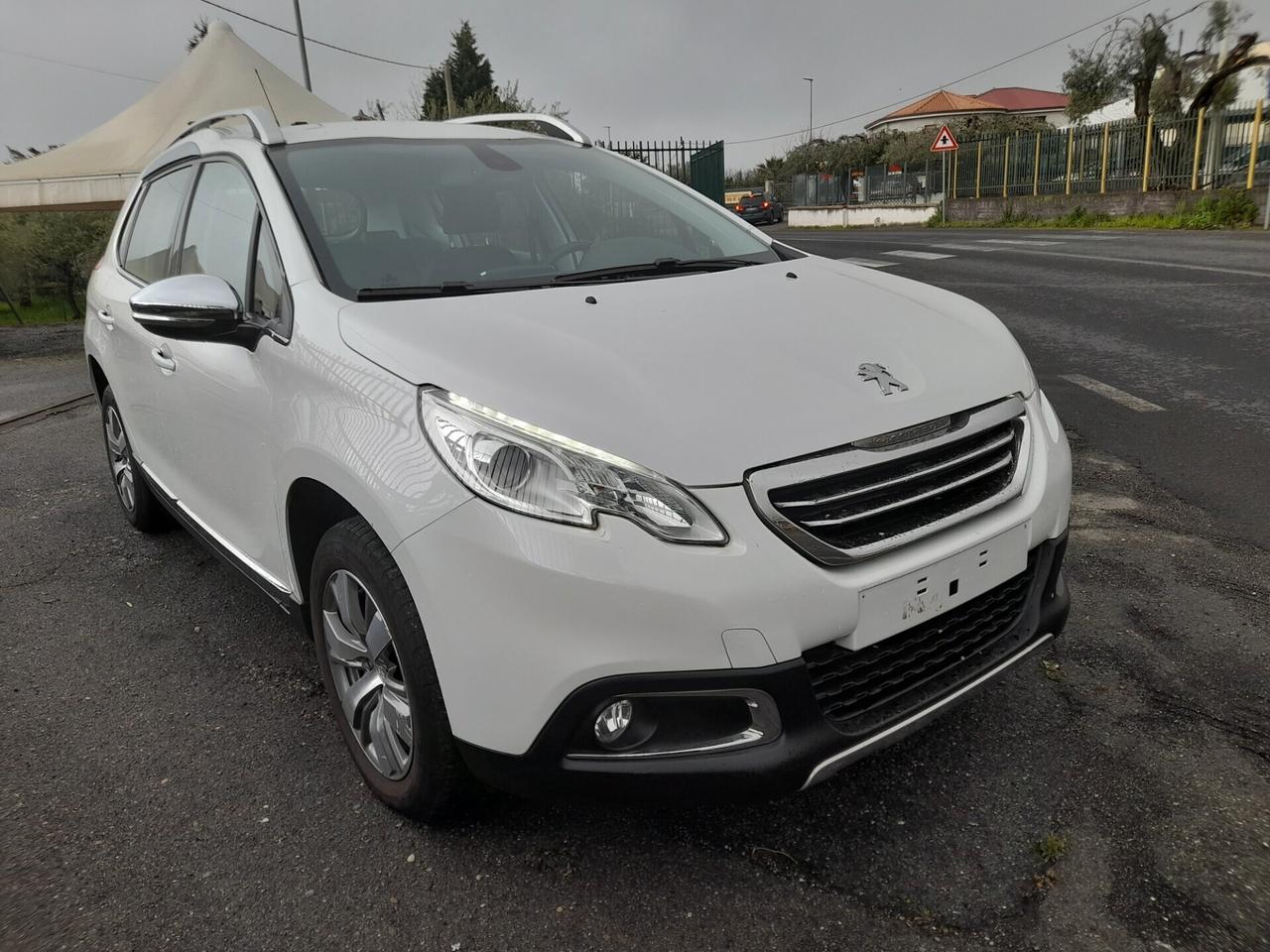 Peugeot 2008 1.6 e-HDi 92CV