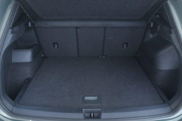 VOLKSWAGEN Tiguan 2.0 TDI 150 CV DSG R-Line IQ.light LED performance