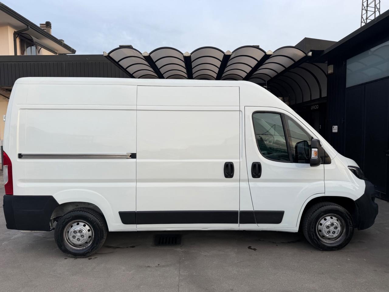 Peugeot Boxer 330 2.2 BlueHDi 140 S&S PM-TM Furgone