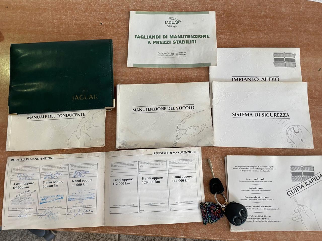 Jaguar XJ 4.0 cat Executive GPL!!!