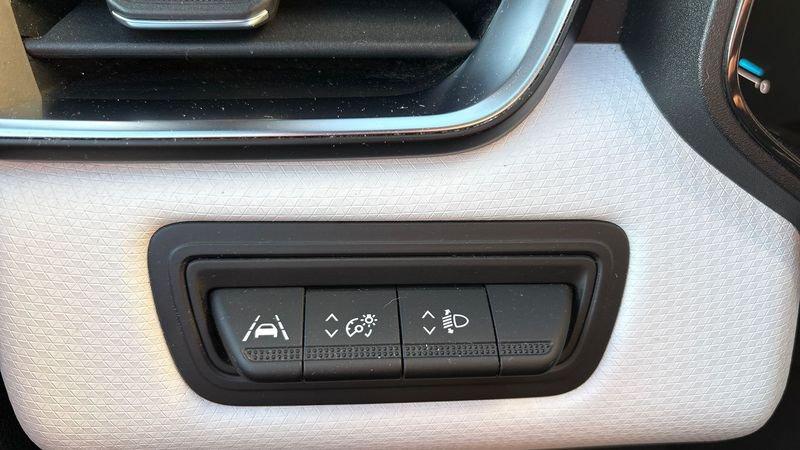 Renault Clio 1.6 E-Tech full hybrid Techno 145cv auto 5 Porte 1.6 E-Tech full hybrid 145cv Techno A