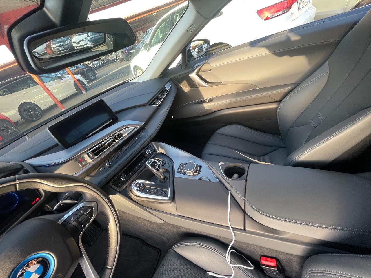 Bmw i8. (( 17 MILA KM -UNICA IN ITALIA ))