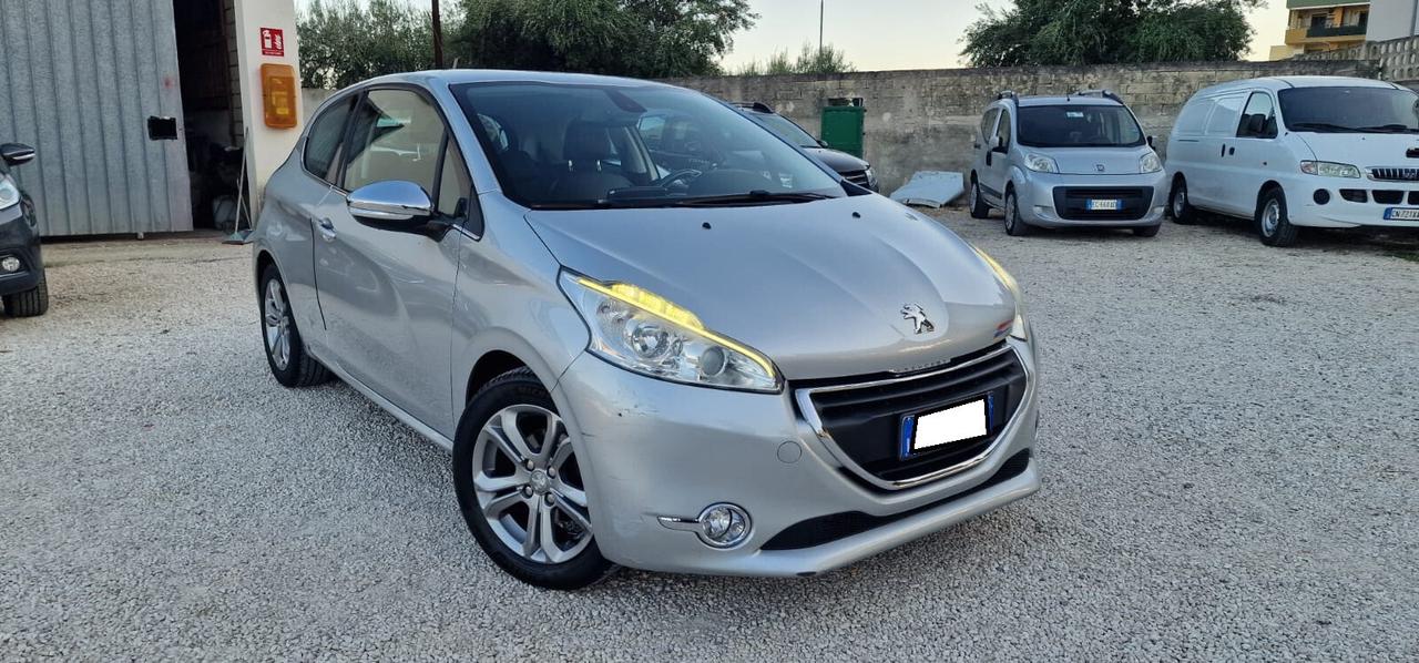 Peugeot 208 1.2 Benzina 3 porte Allure 2014