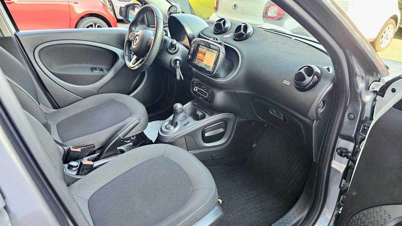 Smart Forfour 70 1.0 twinamic Passion PACK SPORT NAV ANDROID CARVERTICAL OK