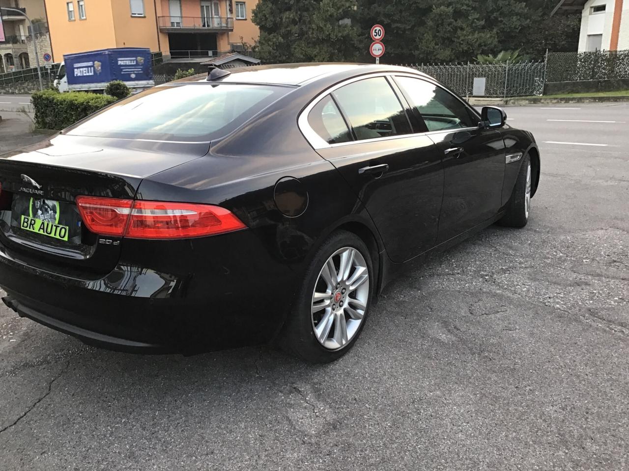 Jaguar XE 2.0 D Turbo aut. Prestige