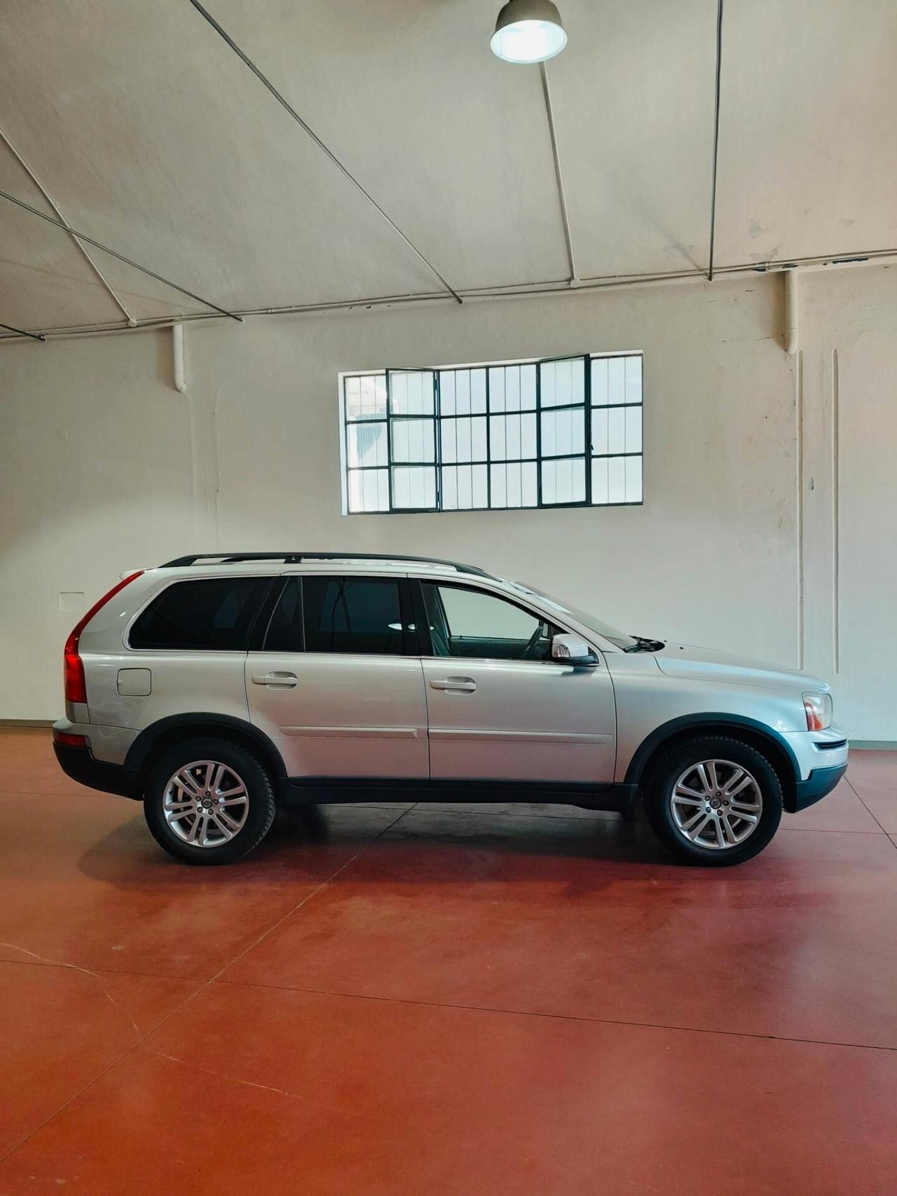 Volvo XC 90 XC90 D5 AWD Geartronic Polar PLUS 7 POSTI-LEGGI BENE-